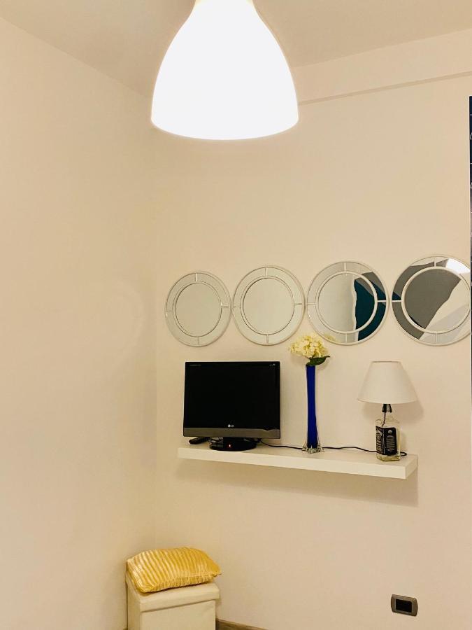 Figurari Home Napoli Bagian luar foto