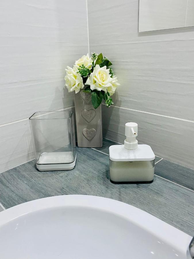 Figurari Home Napoli Bagian luar foto